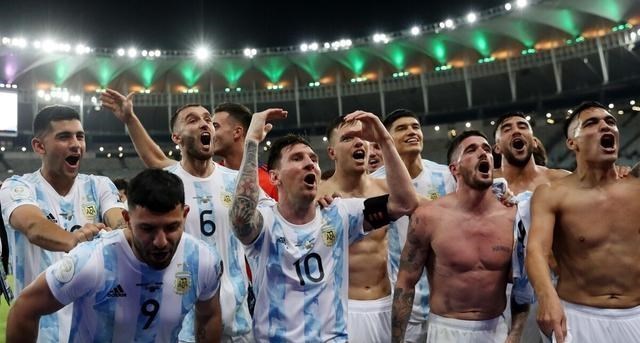 木莲点妈妈|梅西失业第11天捧杯，还剩一大遗憾，若完成将真正“封王”