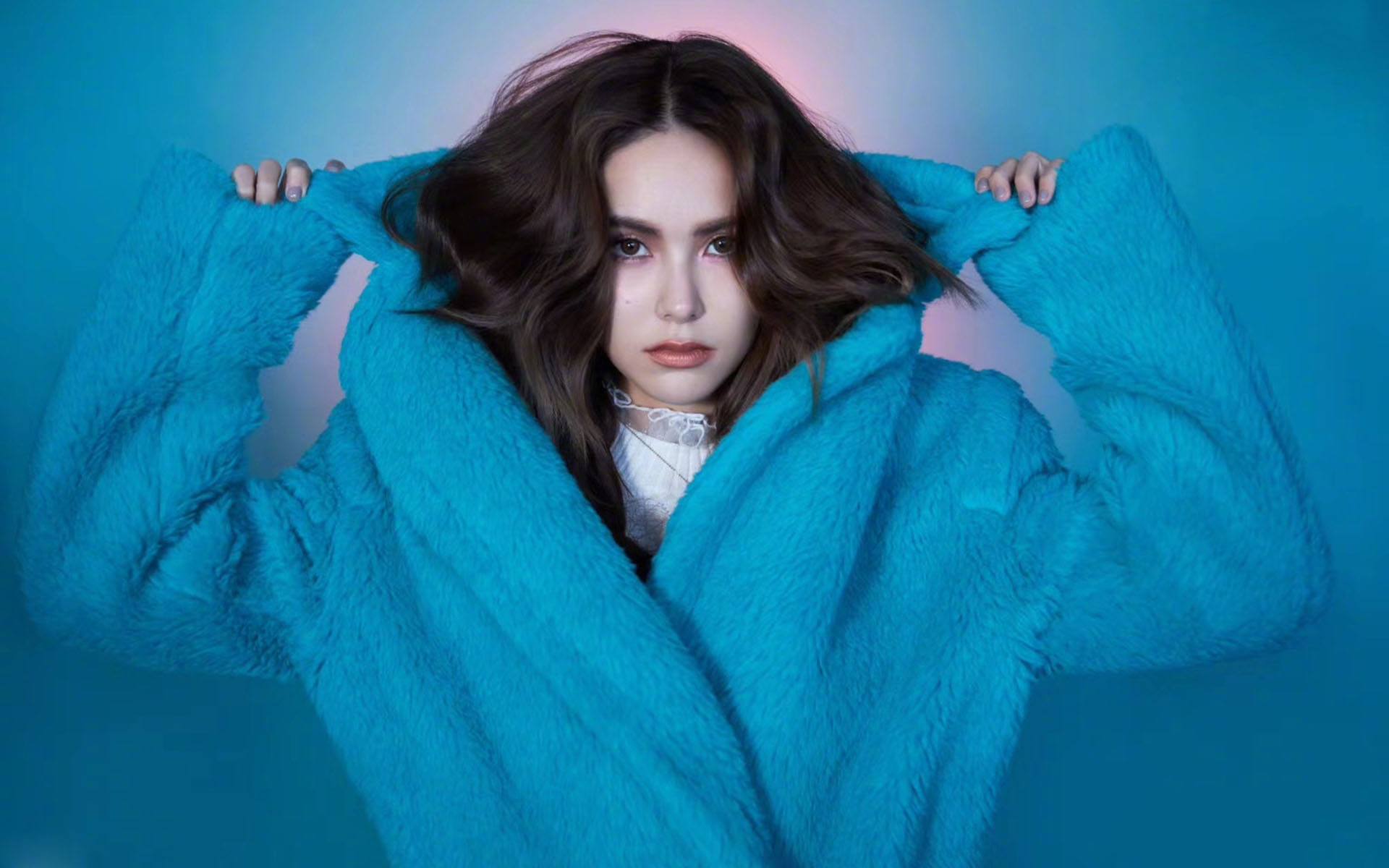 昆凌|昆凌开始嘚瑟？王力宏官宣和李靓蕾离婚后，昆凌对李靓蕾落井下石