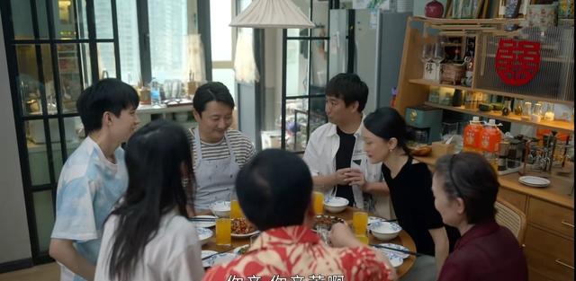 郭雪芙|再看《小敏家》，为什么我看到是千疮百孔的生活和40岁兵荒马乱