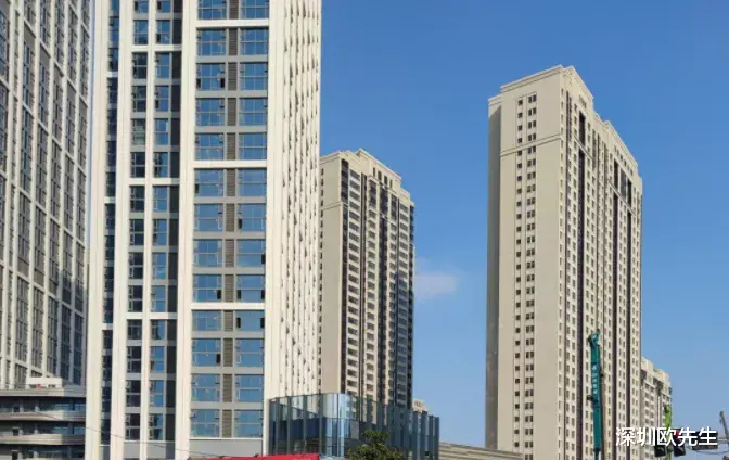 购房置业|农村人进城买房，首付的起养不起，赔了个首付吸取教训！
