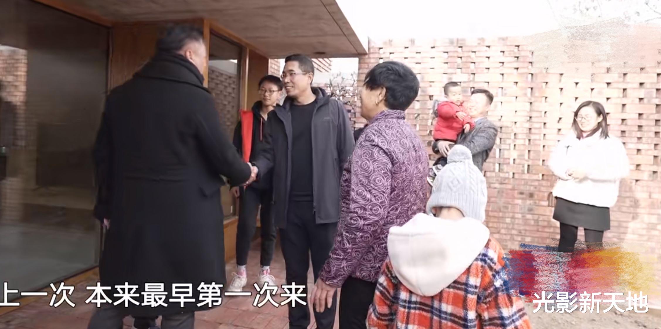 《梦想改造家》132万毛坯房后续:房顶开裂,红砖泛白有坍塌隐患