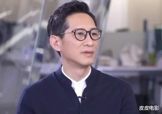 明星素颜|长了一张正人君子的脸，演坏人却让人恨得牙痒，这样的演员太稀缺