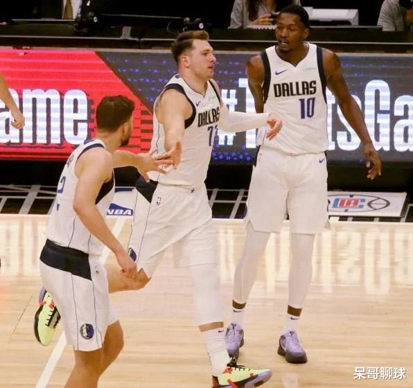 湖人隊|內訌升級！敗給老東家他忍不了，湖人西部再無對手，他也是大刺頭