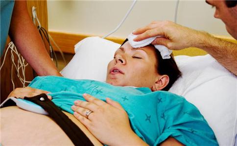 全能辣妈plus|“剖腹产时，能帮我切点多余的脂肪吗？ ”医生：这届孕妇太难带