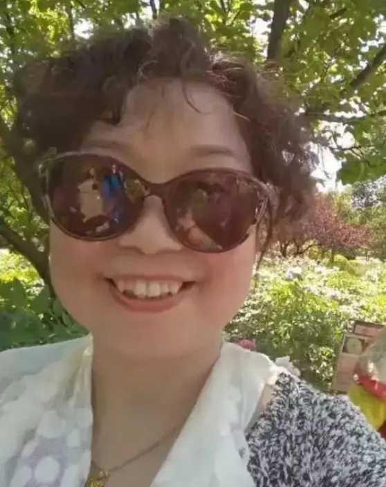 河南|曝杜新枝想把房子过户给姚威, 前提他必须留在河南且同意不见许敏