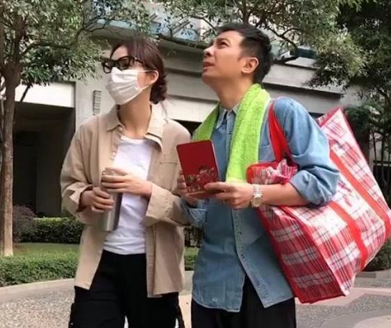 徐峥|靠收租爆红的网红夫妇，跟徐峥、张柏芝合影，其真实身份不敢高攀