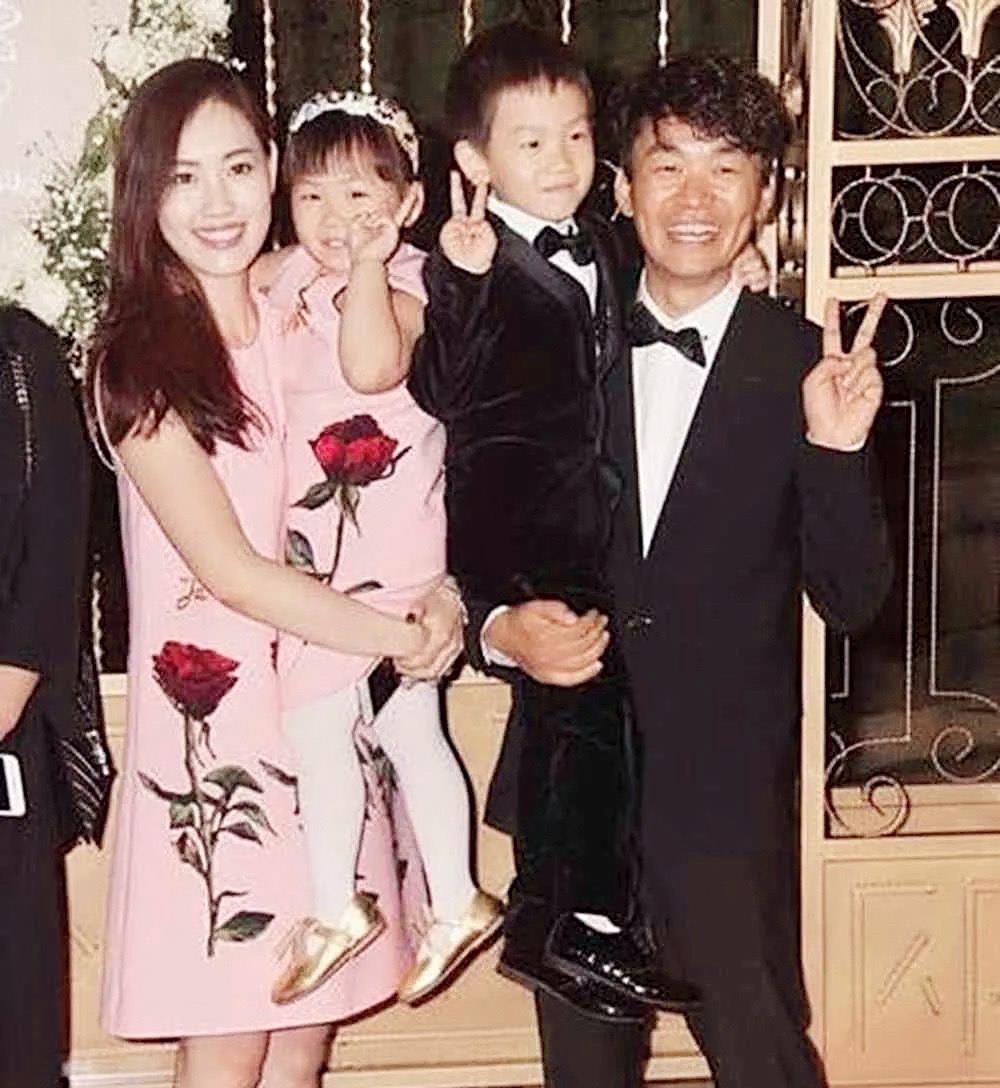 王宝强|马蓉疑生活窘迫，网友爆料：向王宝强索要赡养费，为避嫌只能妥协