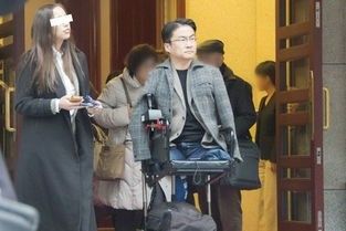 天生没手没脚的日本作家，娶了漂亮学妹不知足，婚后15年劈腿50人