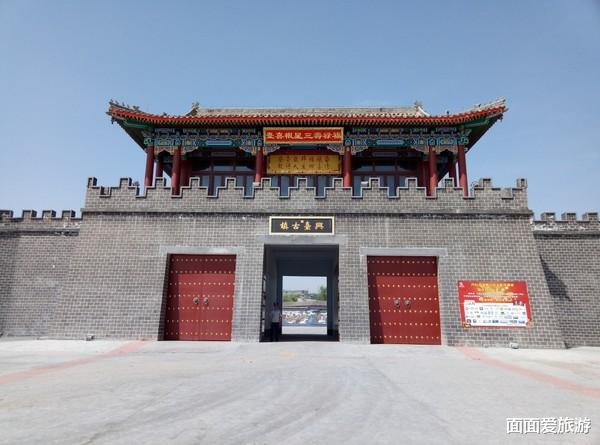 东白山 河北一“可怜”古镇，耗巨资打造却游人寥寥，会面临“关门”吗