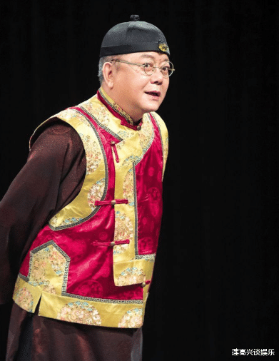 王刚|王刚终于不再回避，揭露8年前误砸2亿古董真相，网友：早说就好了