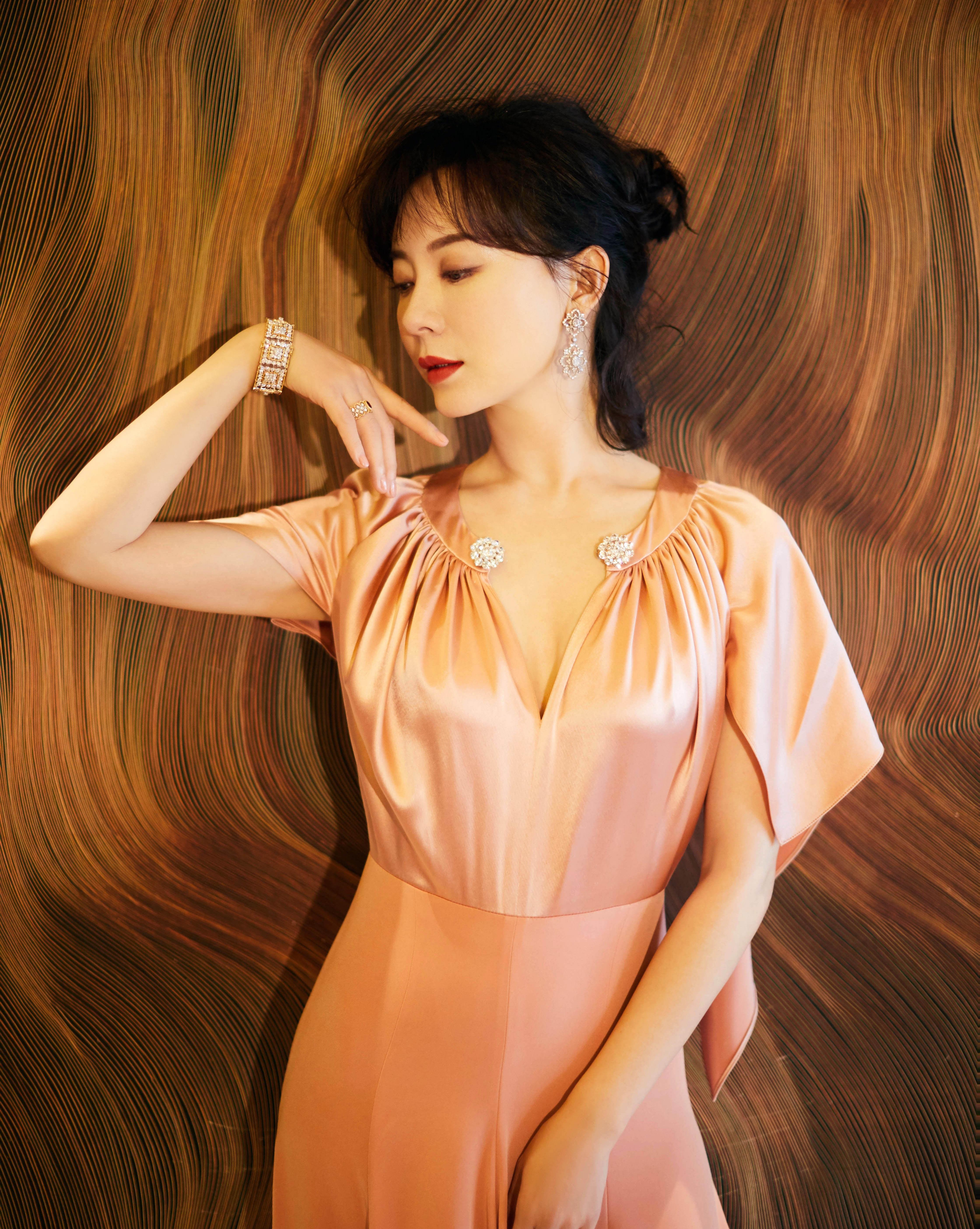 育儿铺子|陈数|成熟丰满,优雅迷人