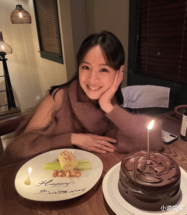 林依晨产后首亮相，火速再报第二喜讯，亲喂女儿吃母乳瘦身神速！