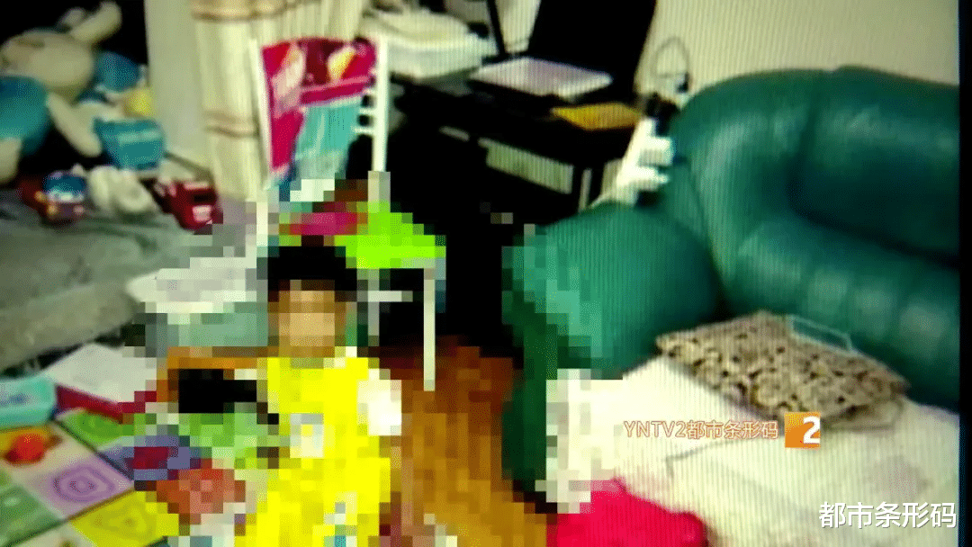 都市条形码 昆明一小区18楼住户连续高空抛物10分钟，邻居怒了！竟是3岁“熊孩子”干的！