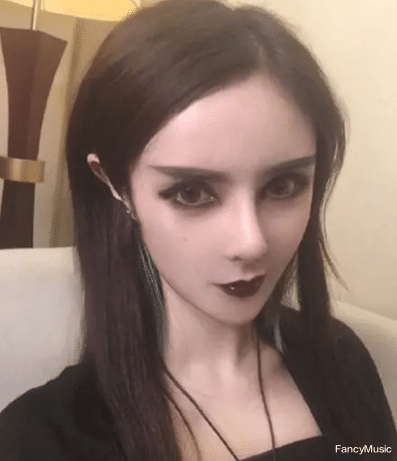 沉珂|曾经的非主流鼻祖，如今的天使妈妈，沉珂到底经历了什么？