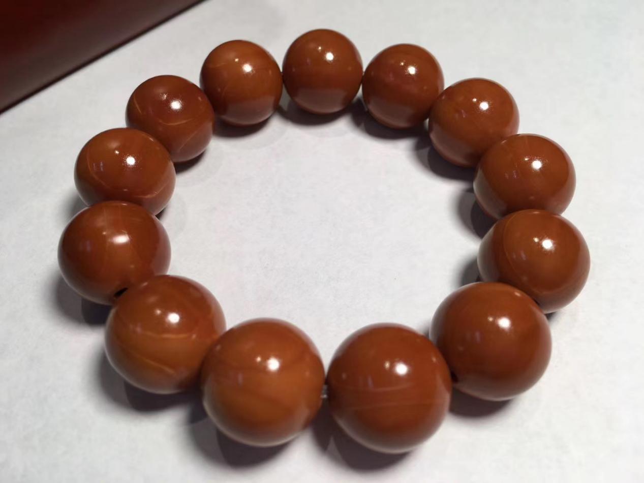 橄榄核|橄榄核三花好还是四花好?娜姐教你到底该怎么选