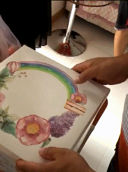 日本天皇|“日本天皇19岁独生女照片流出，这么有点像张大大呢！”哈哈哈