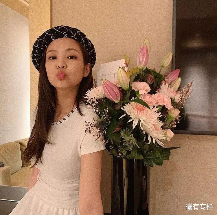 blackpink|南韩女团BLACKPINK造型壕出天际，衣服首饰里扯出哪些资源暗战？