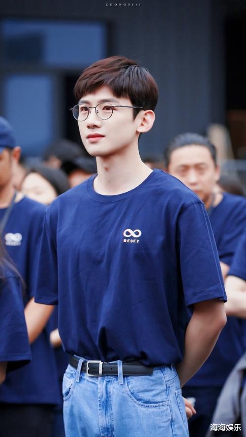 白敬亭|待播剧景气指数：杨紫新剧垫底，肖战第二，白敬亭有望成黑马