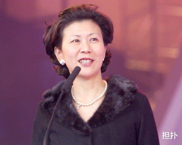 罗兆辉|中介为搞定刘銮雄，用全部家产买一只古董表送给他，最后赚回20亿