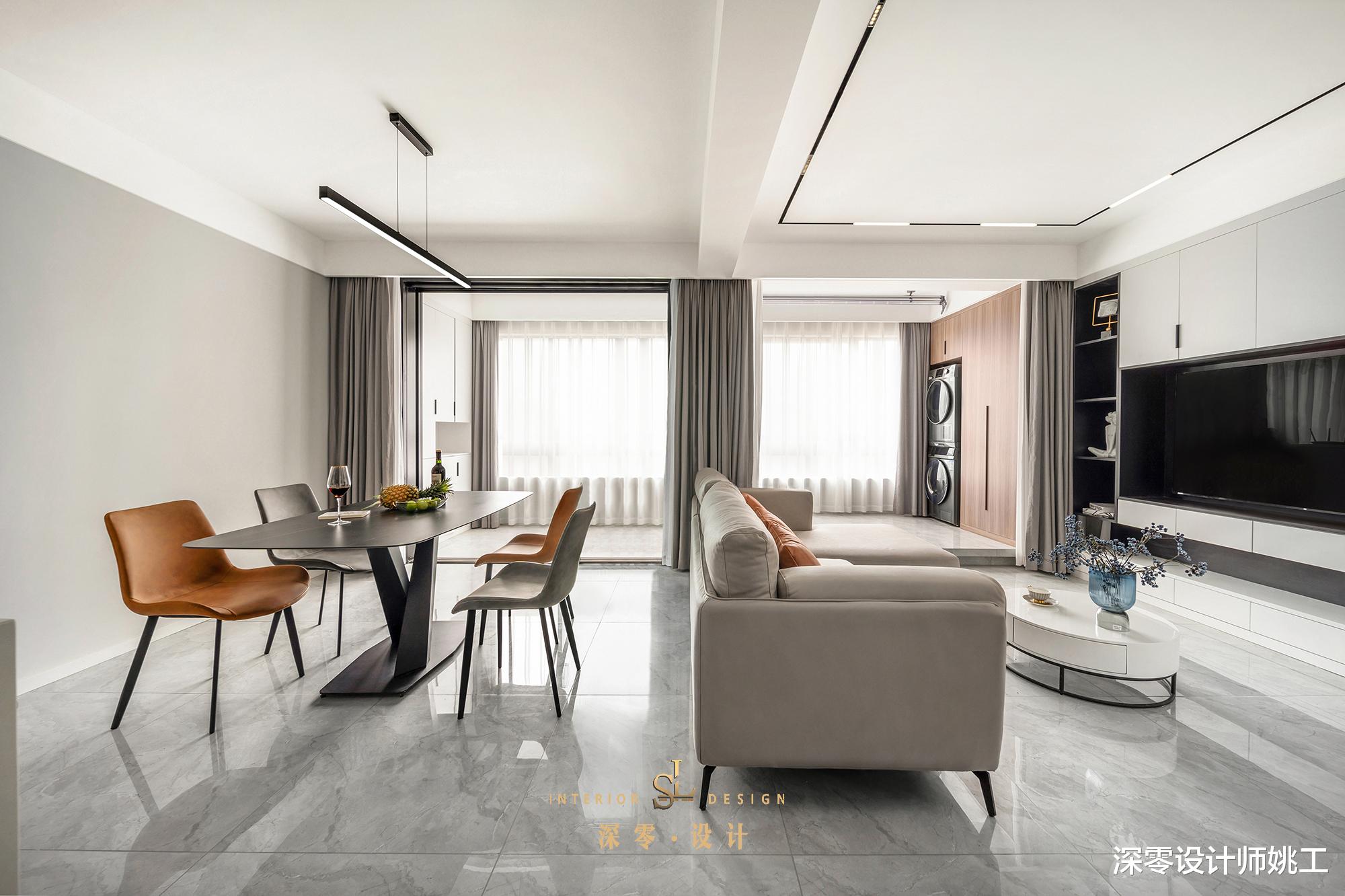 横梁即便不拆不砸，也能藏起来，个人建议第3种法子，省钱又美观