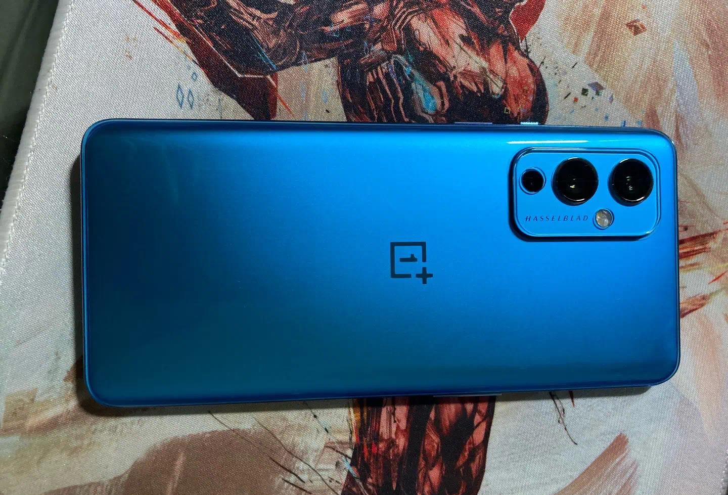 相机|官方直降1100元，骁龙888+65W闪充+双主摄，小众品牌旗舰机也很香