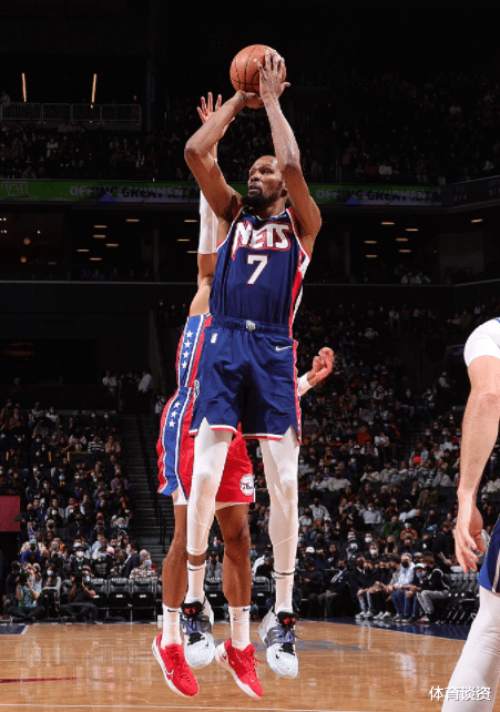 湖人隊|轟34+6！恩比德引發(fā)沖突，杜蘭特哈登空砍66+21+14，小將25分搶戲