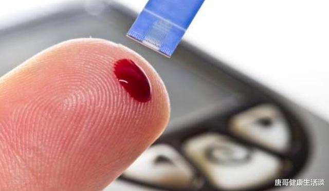 贫血|晨起出现4种表现，说明血糖很高了，坚持做两件事，慢慢改善血糖