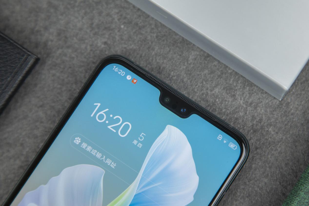 上官从云|vivo S10 Pro手机评测：自拍不该只有新花样 自然美才是真的美