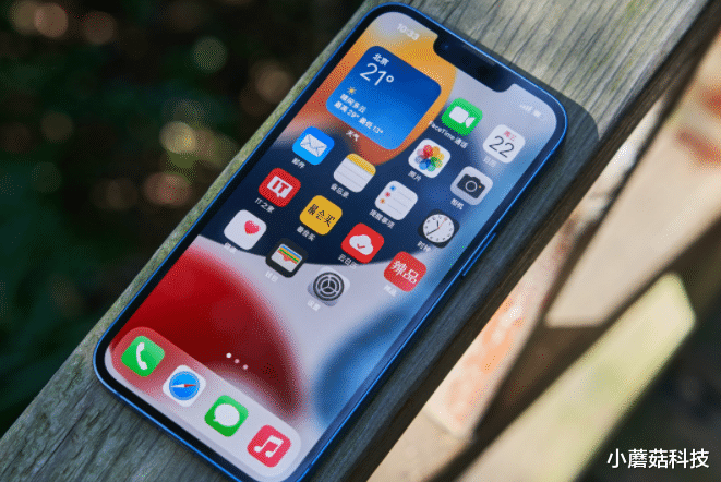 OLED|2021手机屏幕选LCD还是OLED？牢记这3点，不懂行也不怕被坑！