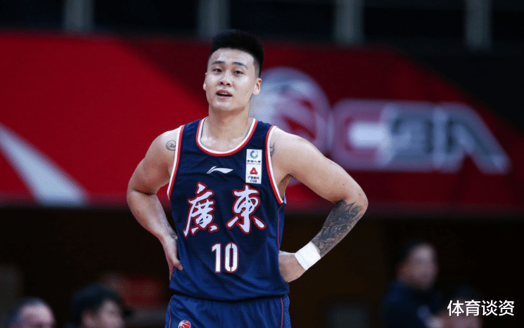 广东男篮|13连胜！广东坐稳联盟第一，超级外援42+7+5拒爆冷，成杜锋最大杀器