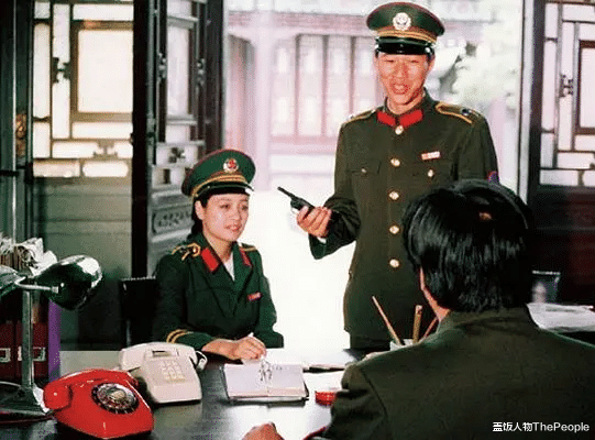 史可|被巩俐顶替成谋女郎的第35年，和史可齐名的中戏五朵金花现状迥异