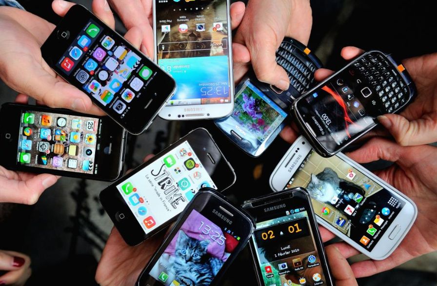 智能手機|明明很好用還是被淘汰？智能手機被取代的配置，你不舍得哪個？