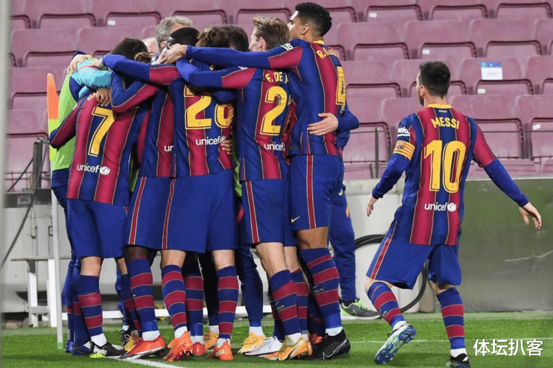 梅西|8.3分，C罗又输了！隔空对决惜败梅西，梅开二度不如打进1球