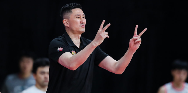 勒布朗·詹姆斯|正式官宣!广东宏远签下CBA篮板王 杜锋为总冠军最后一搏