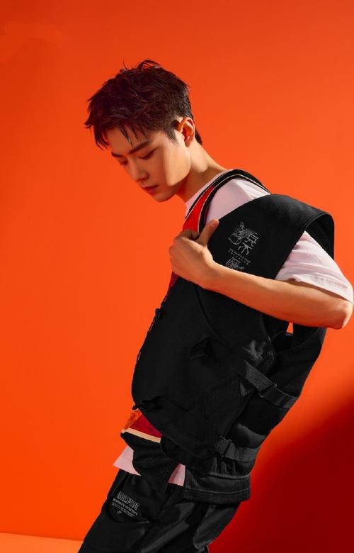 肖战|肖战——一个集外貌、身材、衣品、才华于一身的男人