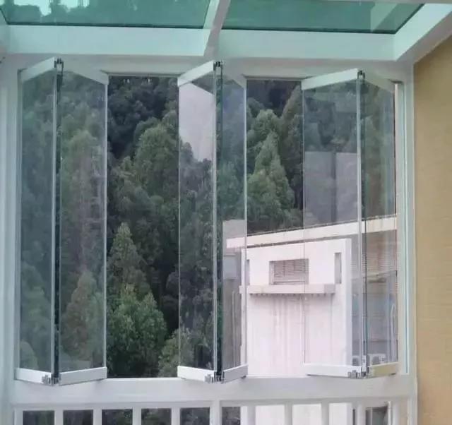 越来越多人家里窗户装修都这么选，太涨知识了，后悔家里装早了！