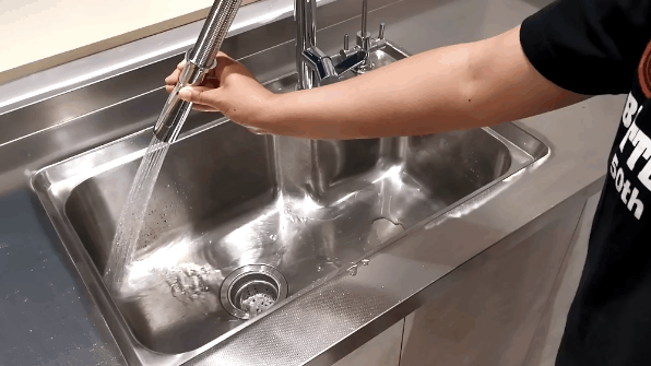 |抽拉水龙头到底值不值得装？在使用之前，你需要先明白这些