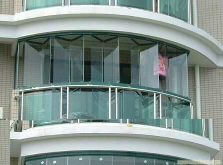 头一次见封阳台还能这样操作，看完邻居家的真想把我家的拆了！