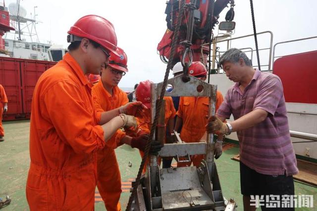 系外行星 新闻周刊丨深蓝逐梦人：每个脏活都是海洋科考，每次远行都要打卡探宝，每件标本都与时间赛跑