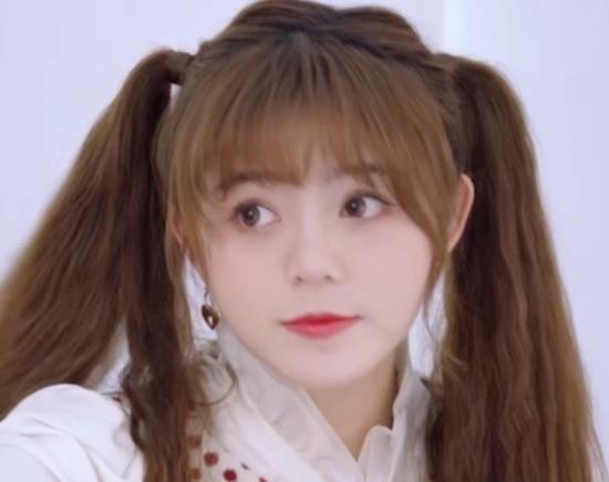 赵美延|张予曦时尚艳丽，赵圆瑗御姐范儿十足，《夜色暗涌时》选角很厉害