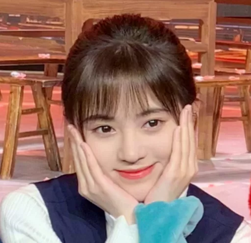 Angelababy|娱乐圈塑料姐妹情:钱可以一起赚,饭可以一起吃,但老娘必须最美