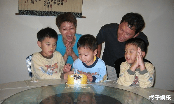 廖启智|黄金配角廖启智胃癌去世，最烂的牌打出最好答卷，他这一生太苦了