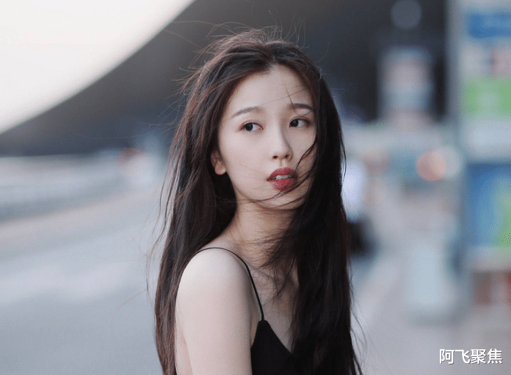 迪丽热巴|7月最火女歌手榜更新：硬糖少女仅3人上榜，榜首是全能ACE