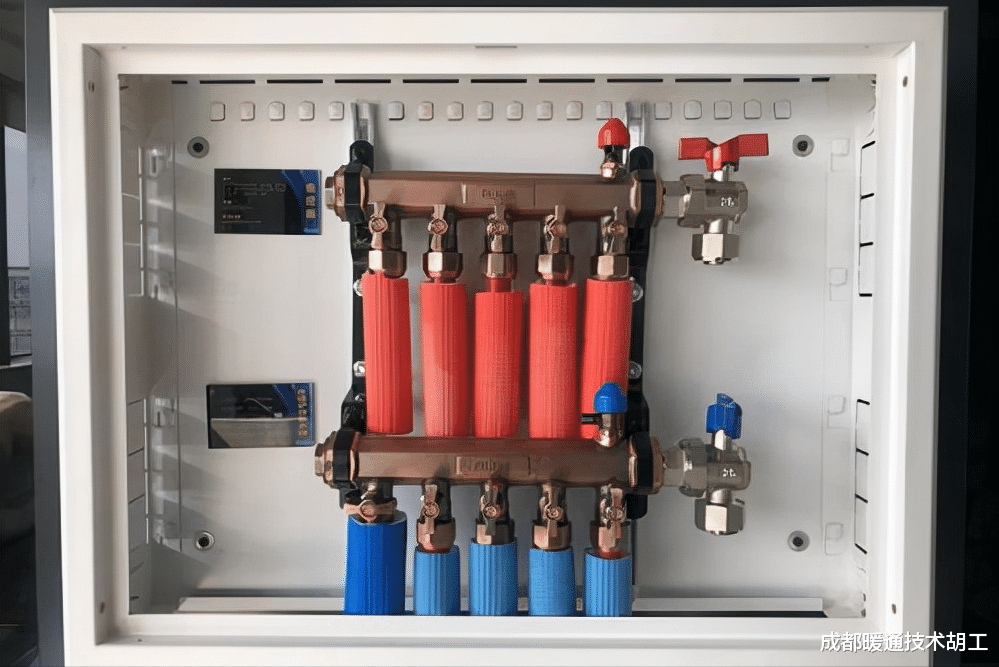 地暖系统设计应该考虑哪些因素，这三点与自家地暖设计符合吗？