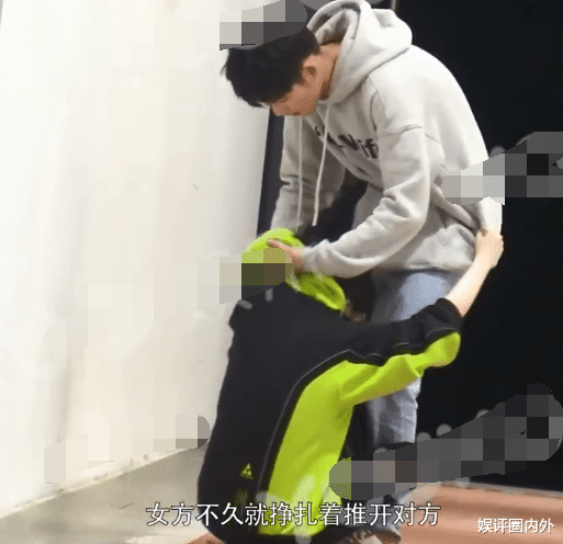 李浩菲|女星李浩菲恋情曝光，与演员付伟伦多次嘴对嘴亲吻，女方曾主持快乐大本营