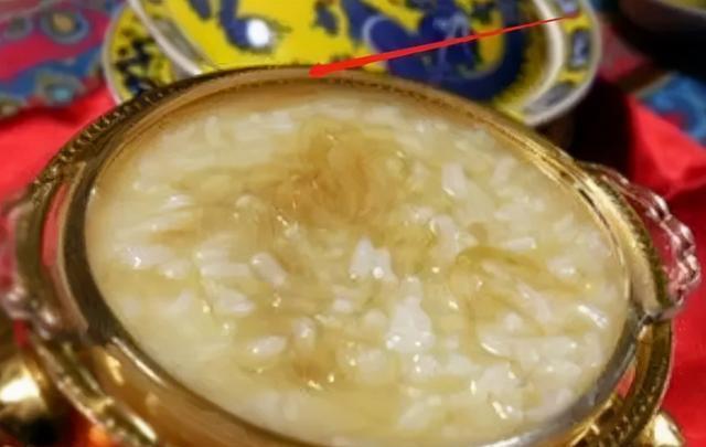 林心如|有种“贵族”叫林心如女儿，用金碗吃饭，出生便有过亿资产