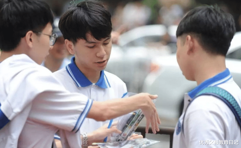高校|民办三本与公办专科差距很明显，不同选择不同命运，毕业生很后悔