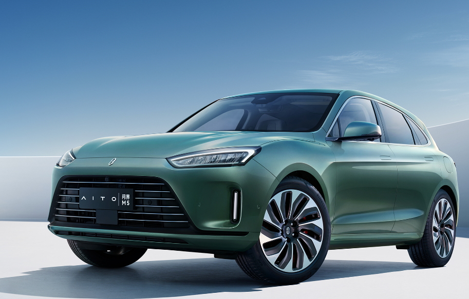 苏州|华为操刀的问界M5，25万起售，入局智能辅助挑战“蔚小理”？