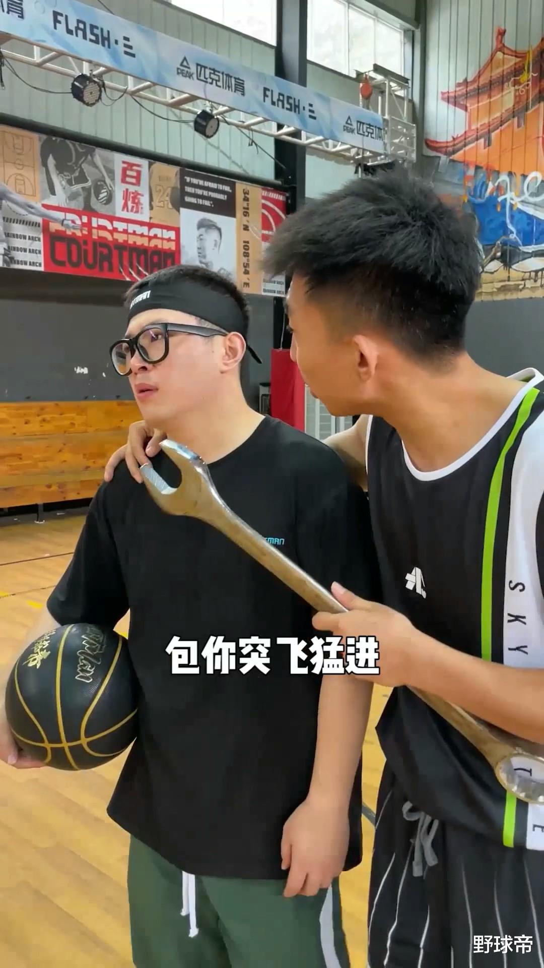 湖人队|从球场收银员，到野球帝天花板！马师傅，还得过轻度抑郁症？