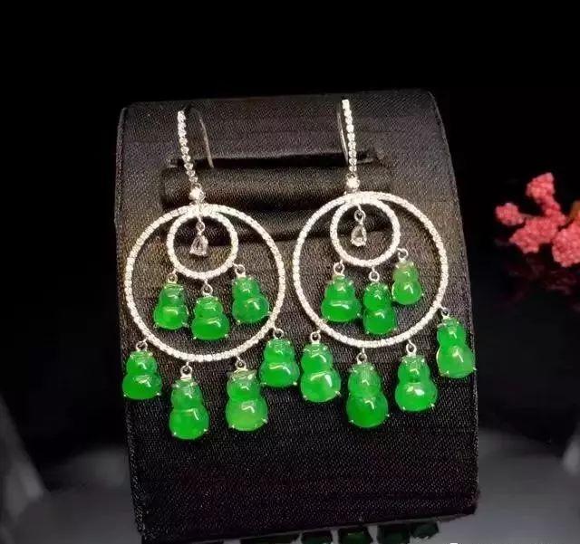 翡翠|翡翠珠宝是怎么镶嵌上去的？